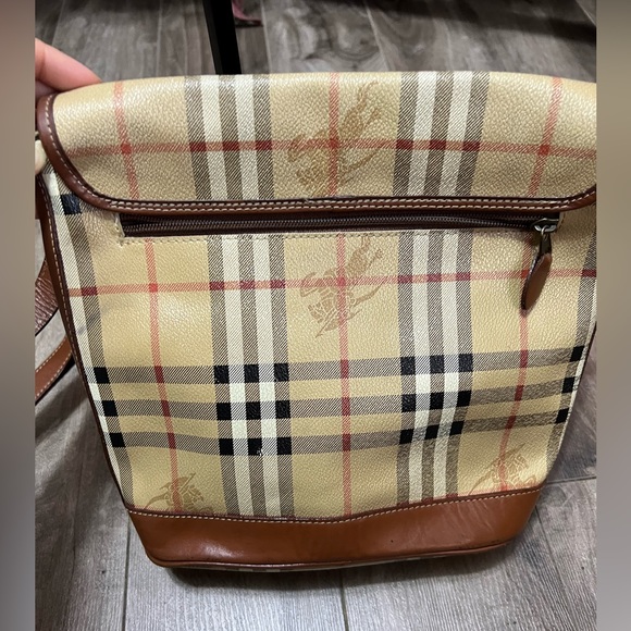 Authentic Vintage Burberry's Sling - Picture 5 of 11